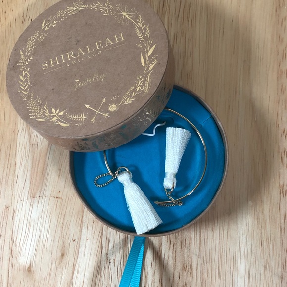 Shiraleah Jewelry - Shiraleah Anthropologie Bracelet Bangle Open Fringe Tallulah White Tassels